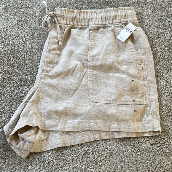 Gap 3.5" High Rise Pull-On Utility Shorts with Washwell, linen, XL NWT - Picture 4 of 4